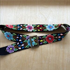 Floral Embroidered Women's Belt